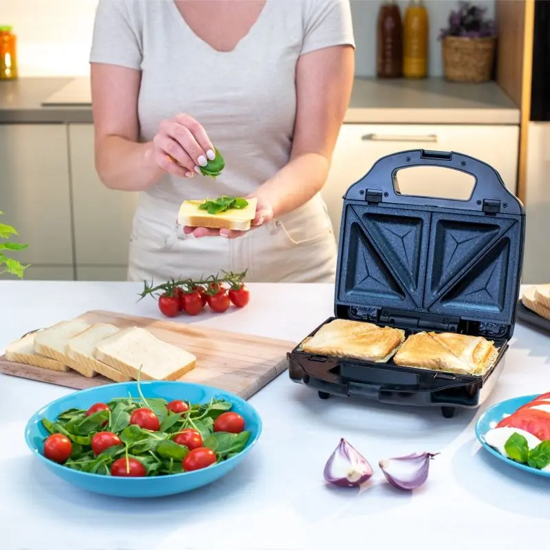 Aparat pentru sandwich-uri 3in1 Zelmer ZSM7900 (Inox)