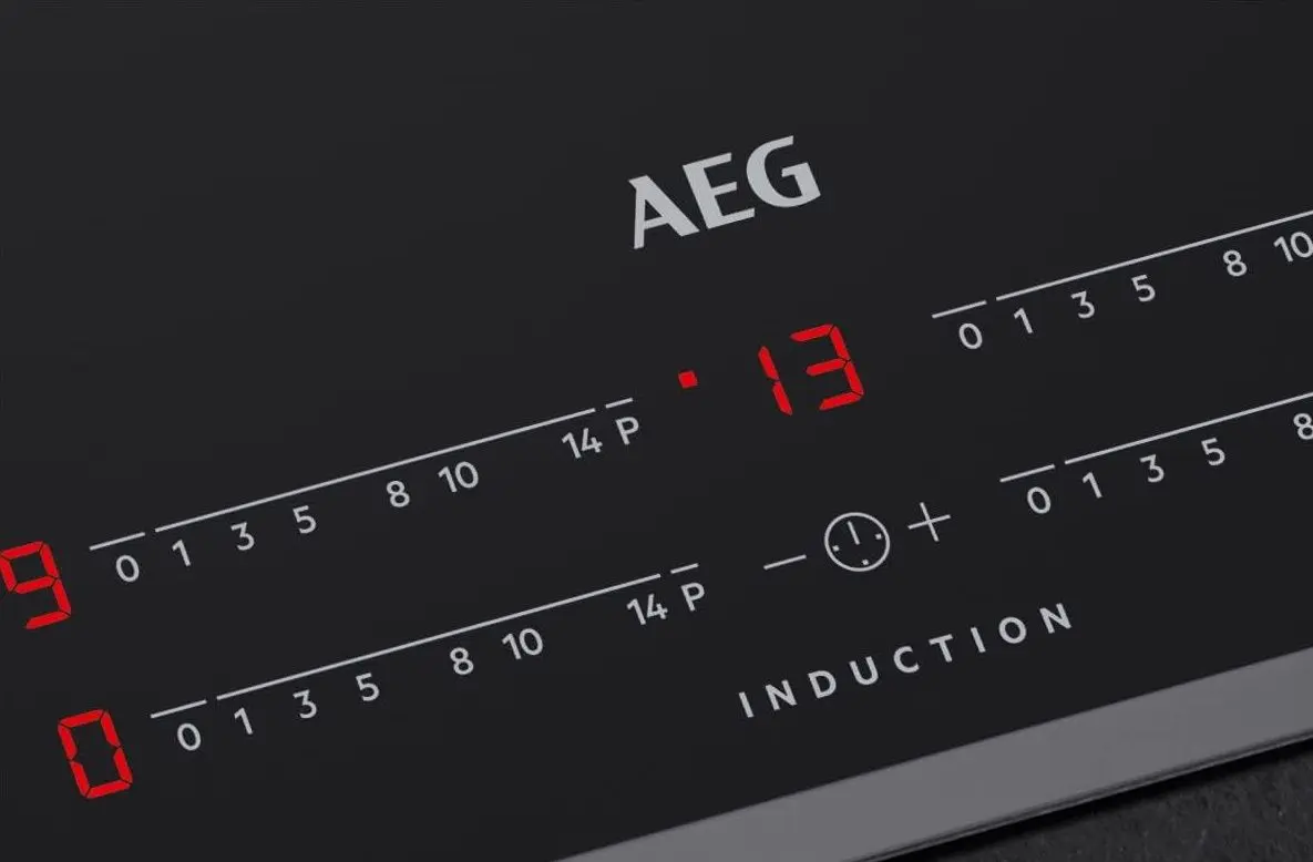Plita incorporabila cu inductie AEG SenseBoil IAE84411XB (Black)