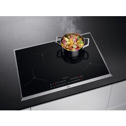 Plita incorporabila cu inductie AEG SenseBoil IAE84411XB (Black) Thumb