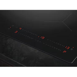 Встраиваемая индукционная варочная панель AEG TO64IC0FIT (Black) Thumb