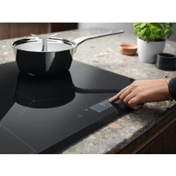 Встраиваемая индукционная варочная панель Electrolux EIV63440BS (Silver) Thumb