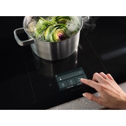 Plita incorporabila cu inductie Electrolux EIS67483 (Black) Thumb