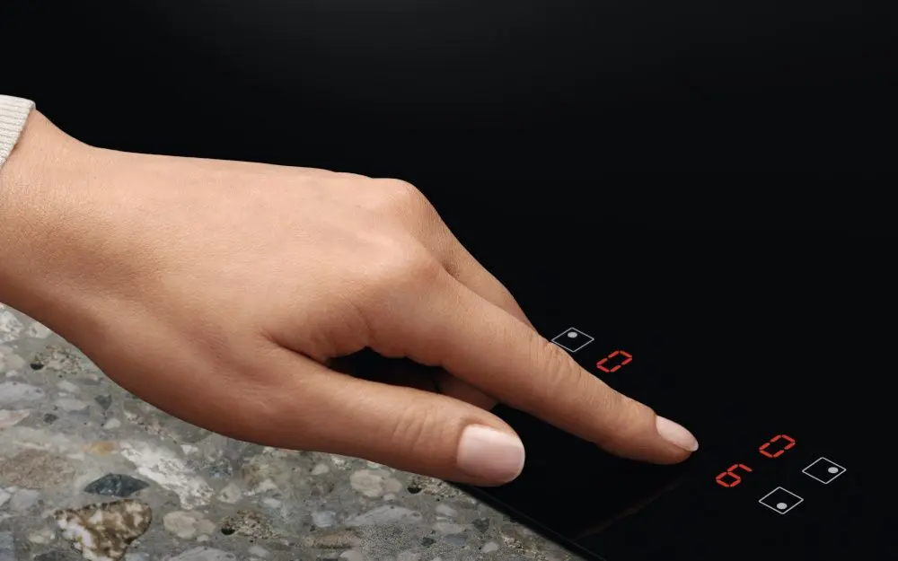 Plita incorporabila cu inductie Electrolux LIB60424CK (Black)