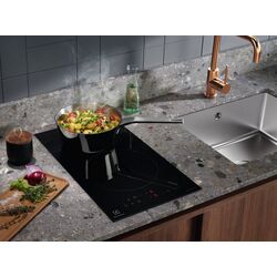Plita incorporabila cu inductie Electrolux LIT30231C (Black) Thumb