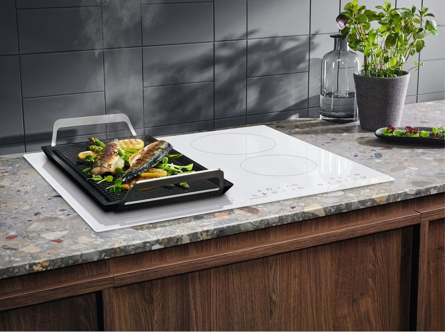 Plita incorporabila cu inductie Electrolux LIV63431BW (White)