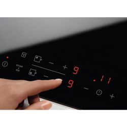 Plita electrica incorporabila Electrolux EHF6342XOK (Black) Thumb