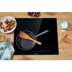 Встраиваемая электрическая варочная панель Gorenje ECT643BCSC (Black) Thumb