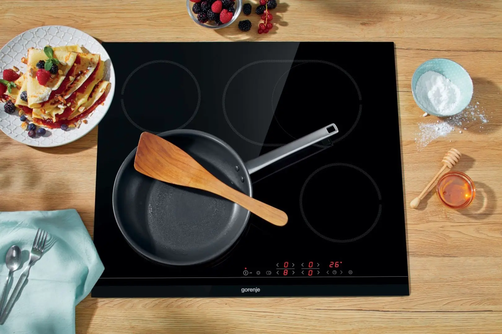 Встраиваемая электрическая варочная панель Gorenje ECT643BCSC (Black)