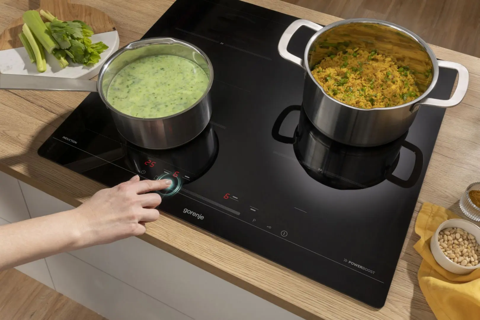 Встраиваемая индукционная варочная панель Gorenje ISC645BSC (Black)