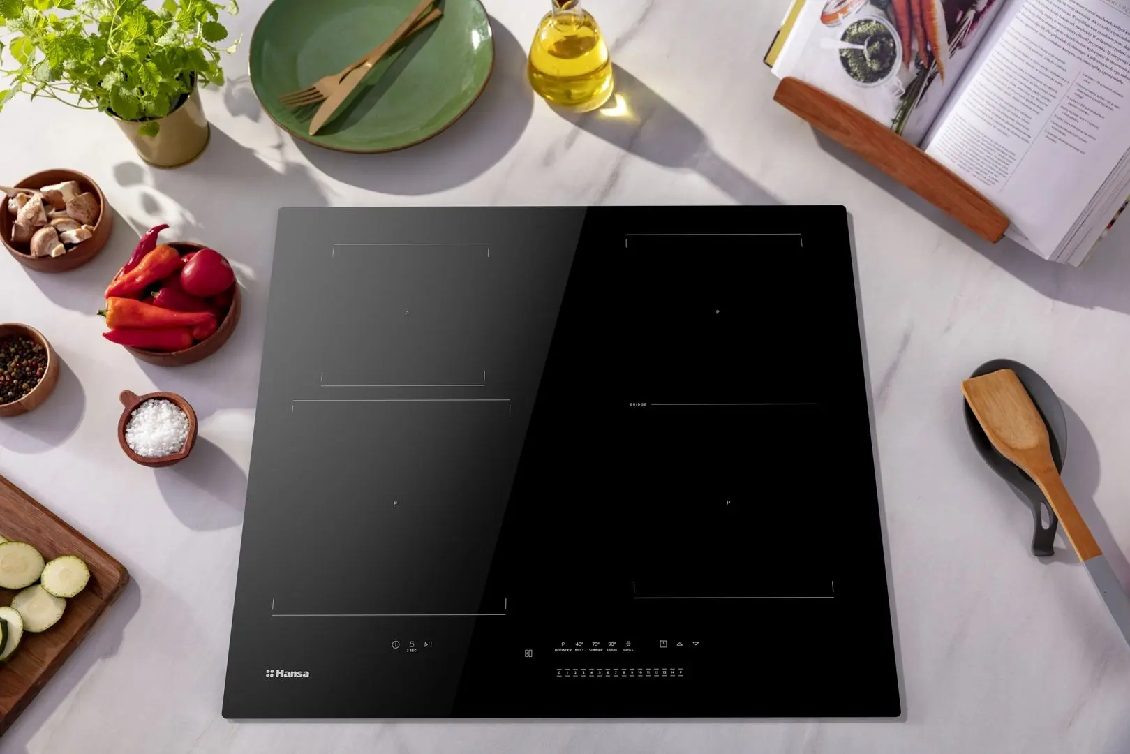 Встраиваемая индукционная варочная панель Hansa BHI67606 (Black)