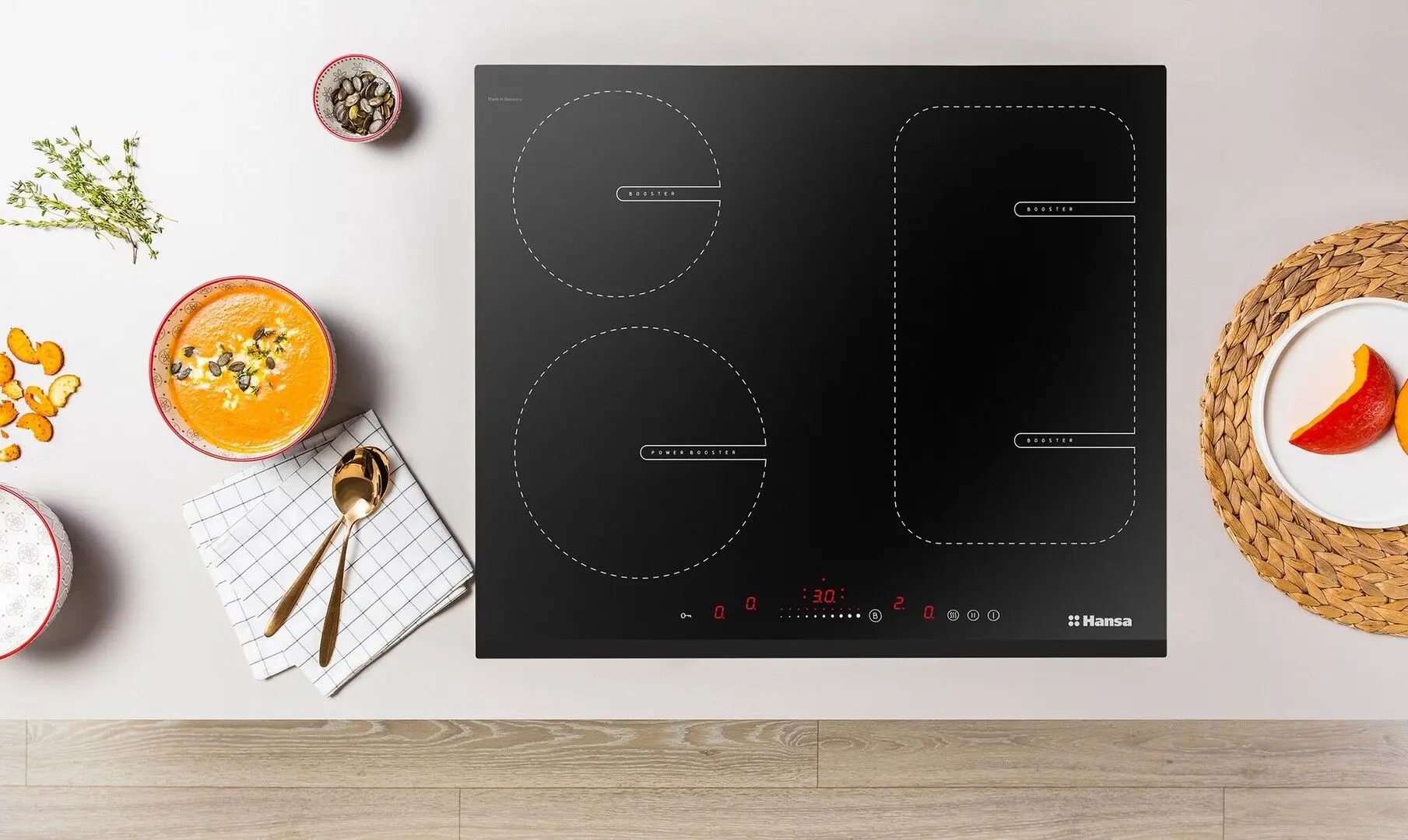 Встраиваемая индукционная варочная панель Hansa BHI68611 (Black)