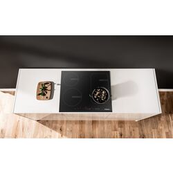 Встраиваемая индукционная варочная панель Hansa BHI68611 (Black) Thumb