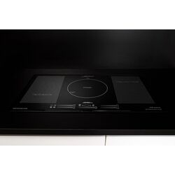 Встраиваемая индукционная варочная панель Kaiser KCT 777 FI (Black) Thumb