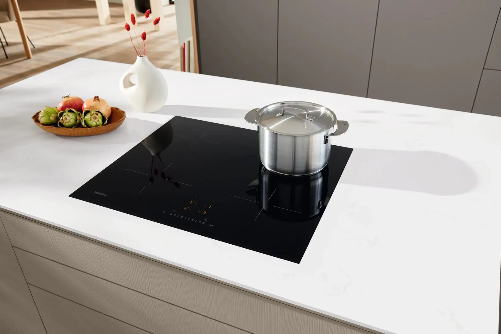 Встраиваемая индукционная варочная панель Miele KM 7361 FL (Black)