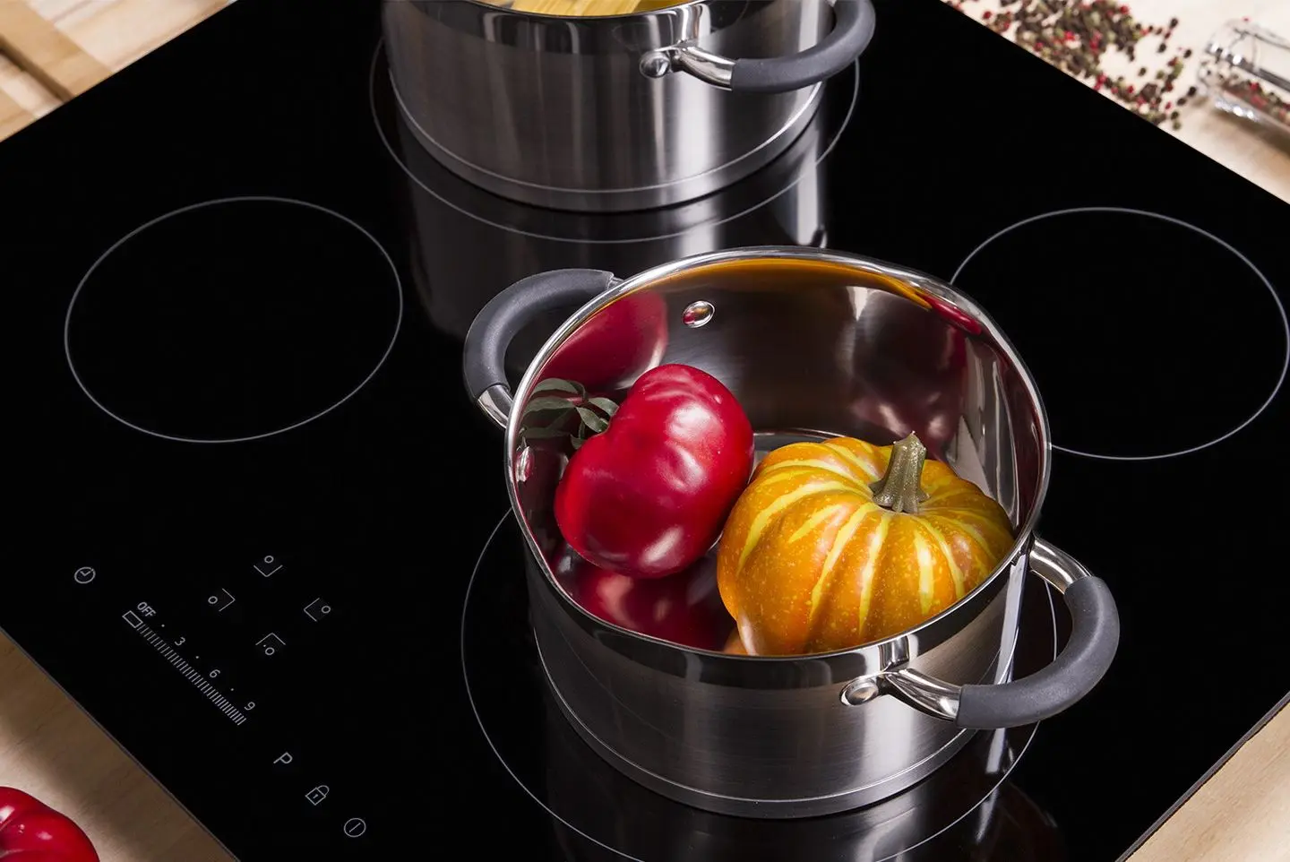 Plita inductiva incorporabila Samsung NZ64H37070K/WT (Black)