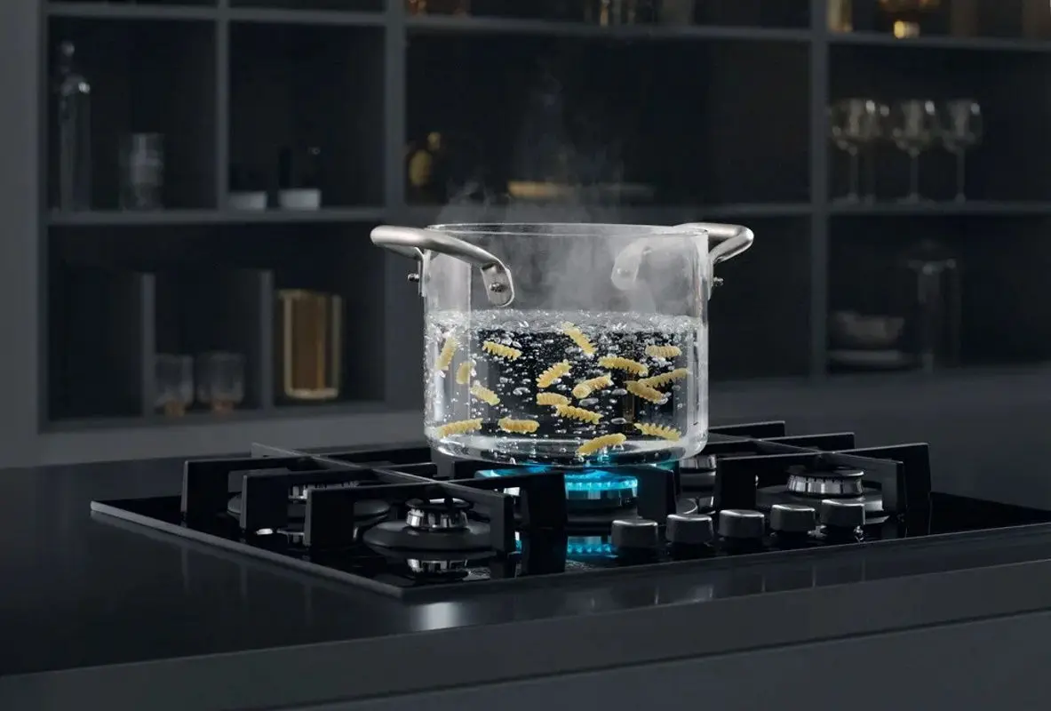 Встраиваемая газовая варочная панель Whirlpool AKWL 728/NB (Black)