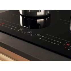 Встраиваемая индукционная варочная панель Whirlpool WF S5060 CPBF (Black) Thumb