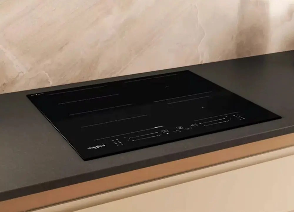 Встраиваемая индукционная варочная панель Whirlpool WF S5060 CPBF (Black)