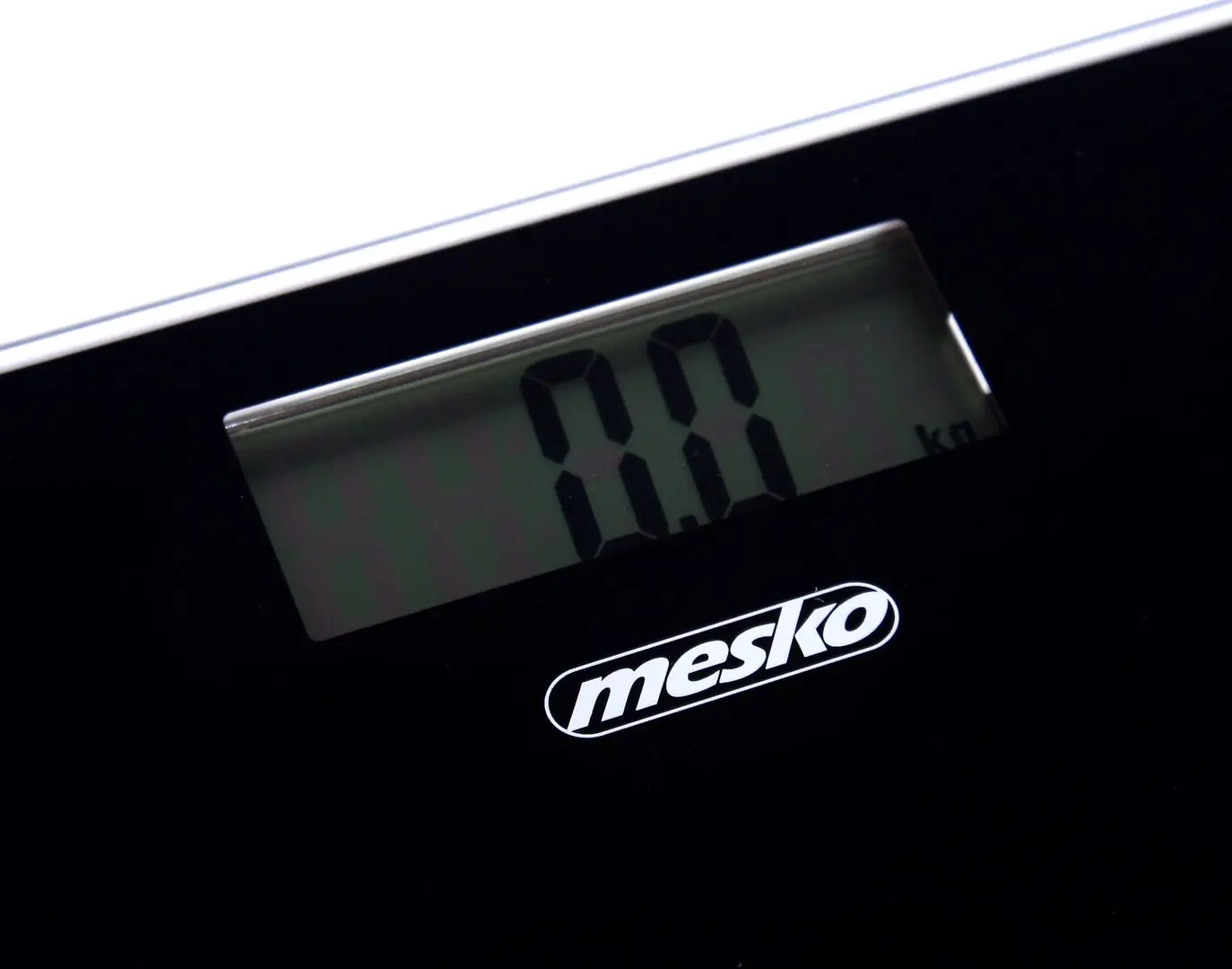 Cantar de podea Mesko MS 8150B (Black)