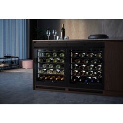 Vitrina de vinuri incorporabila AEG AWUS040B8B (Black) Thumb