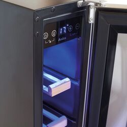 Vitrina de vinuri incorporabila Amica WK 341 101 E (Silver/Black) Thumb