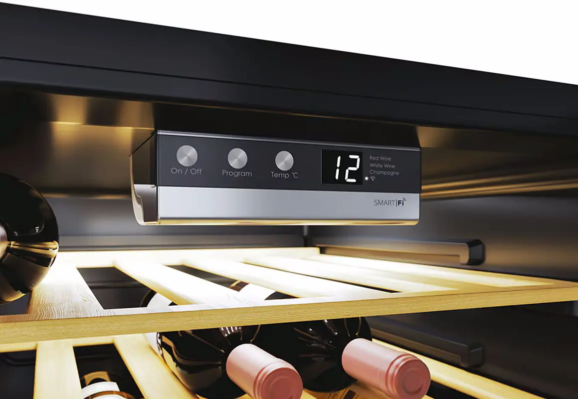 Винный шкаф Candy DiVino CWC 200 EELW/NF (Black)