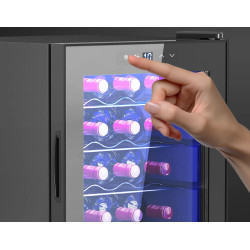 Vitrina de vinuri Homcom 800-242V90BK (Black) Thumb