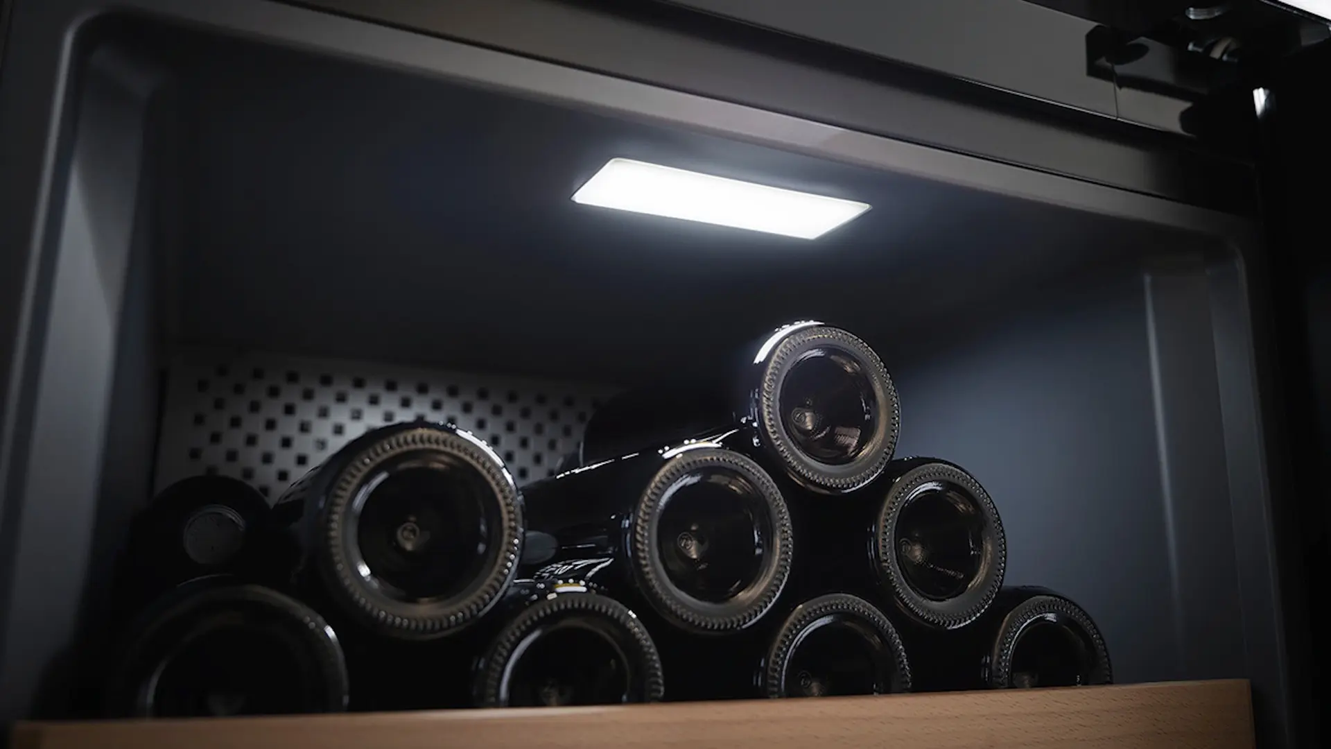 Винный шкаф Liebherr GrandCru Selection WSbli 7731 (Black)