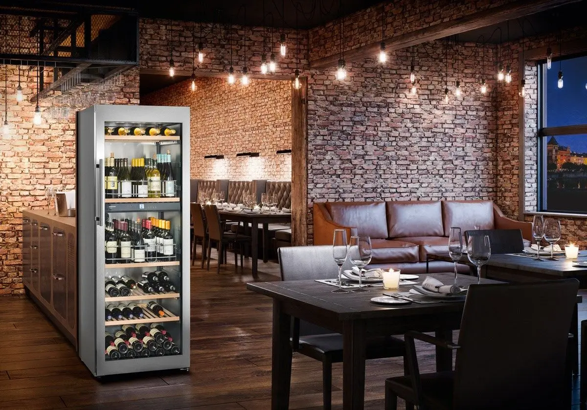 Vitrina de vinuri Liebherr Vinidor WTpes 5972 (Inox)