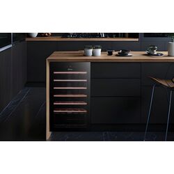 Vitrina de vinuri Starcrest SWN-9301 (Black) Thumb