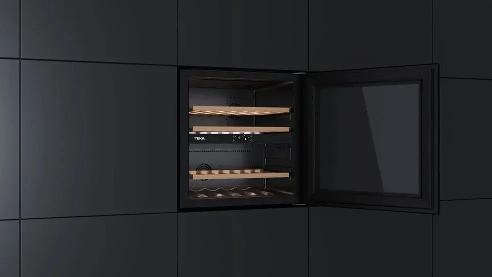 Vitrina de vinuri incorporabila Teka Maestro RVI 20041 (Black)