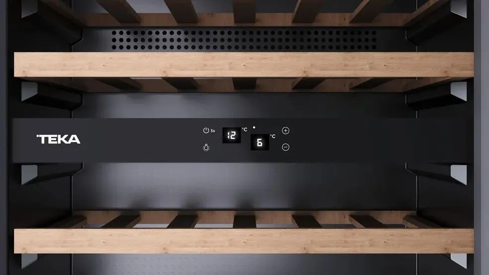 Vitrina de vinuri incorporabila Teka Maestro RVI 20046 (Black)