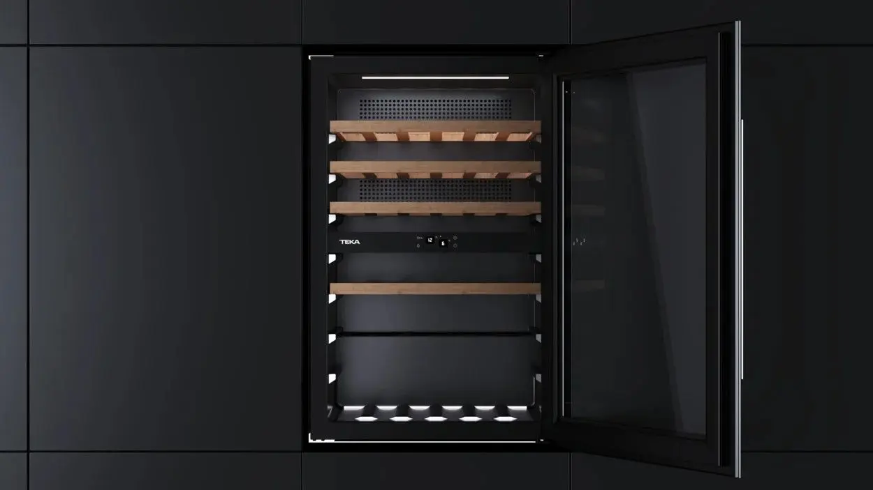 Vitrina de vinuri incorporabila Teka Maestro RVI 20046 (Black)