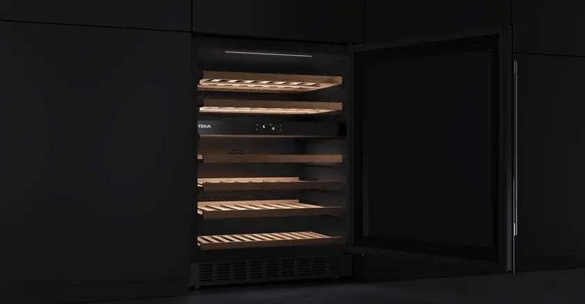 Vitrina de vinuri incorporabila Teka Maestro RVU 20046 (Black)