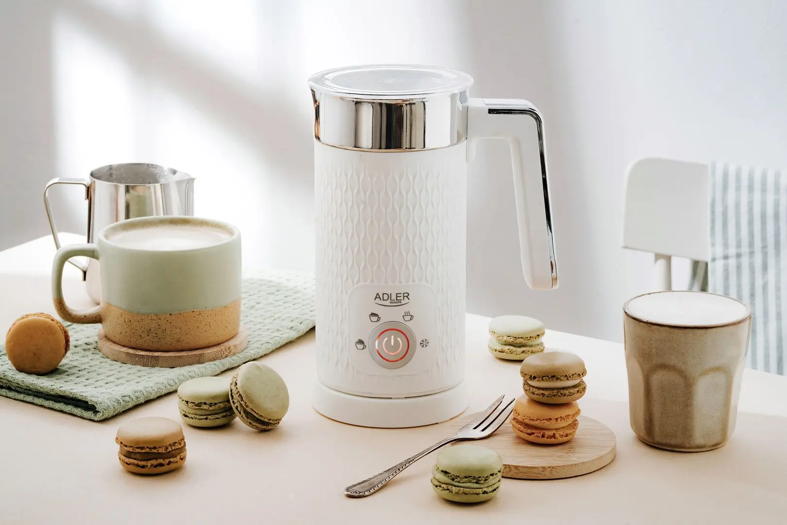 Вспениватель молока Adler AD 4494 (White) - 9