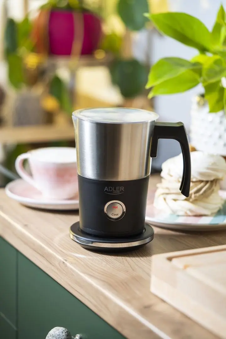 Aparat de spumare a laptelui Adler AD 4497 (Black/Inox)
