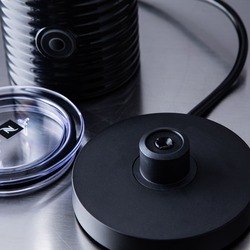 Вспениватель молока Nespresso Aeroccino3 (Black) Thumb