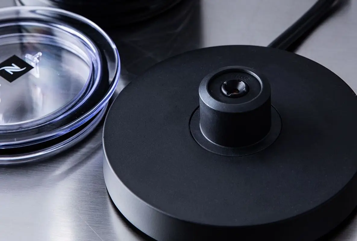 Вспениватель молока Nespresso Aeroccino3 (Purple)