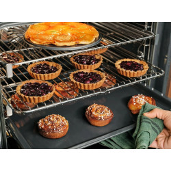 Встраиваемая электрическая духовка Electrolux LOE8F38X (Black/Inox) Thumb