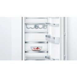Встраиваемый холодильник Bosch KIR81AFE0 (White) Thumb