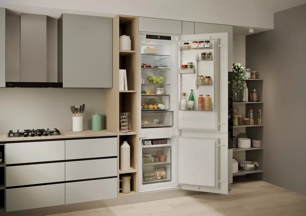 Frigider incorporabil Candy CNBQT3519EW (White)