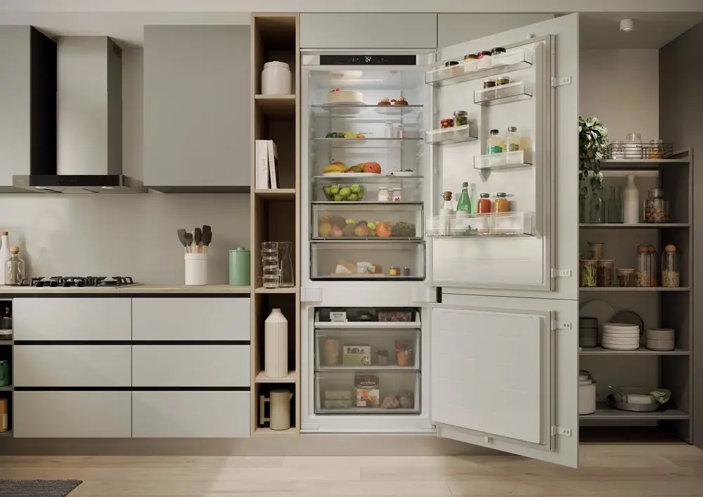 Frigider incorporabil Candy CNBQT3719EW (White)