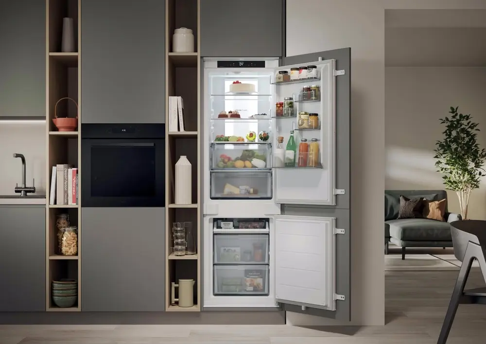 Frigider incorporabil Candy CNBQT5518E (White)