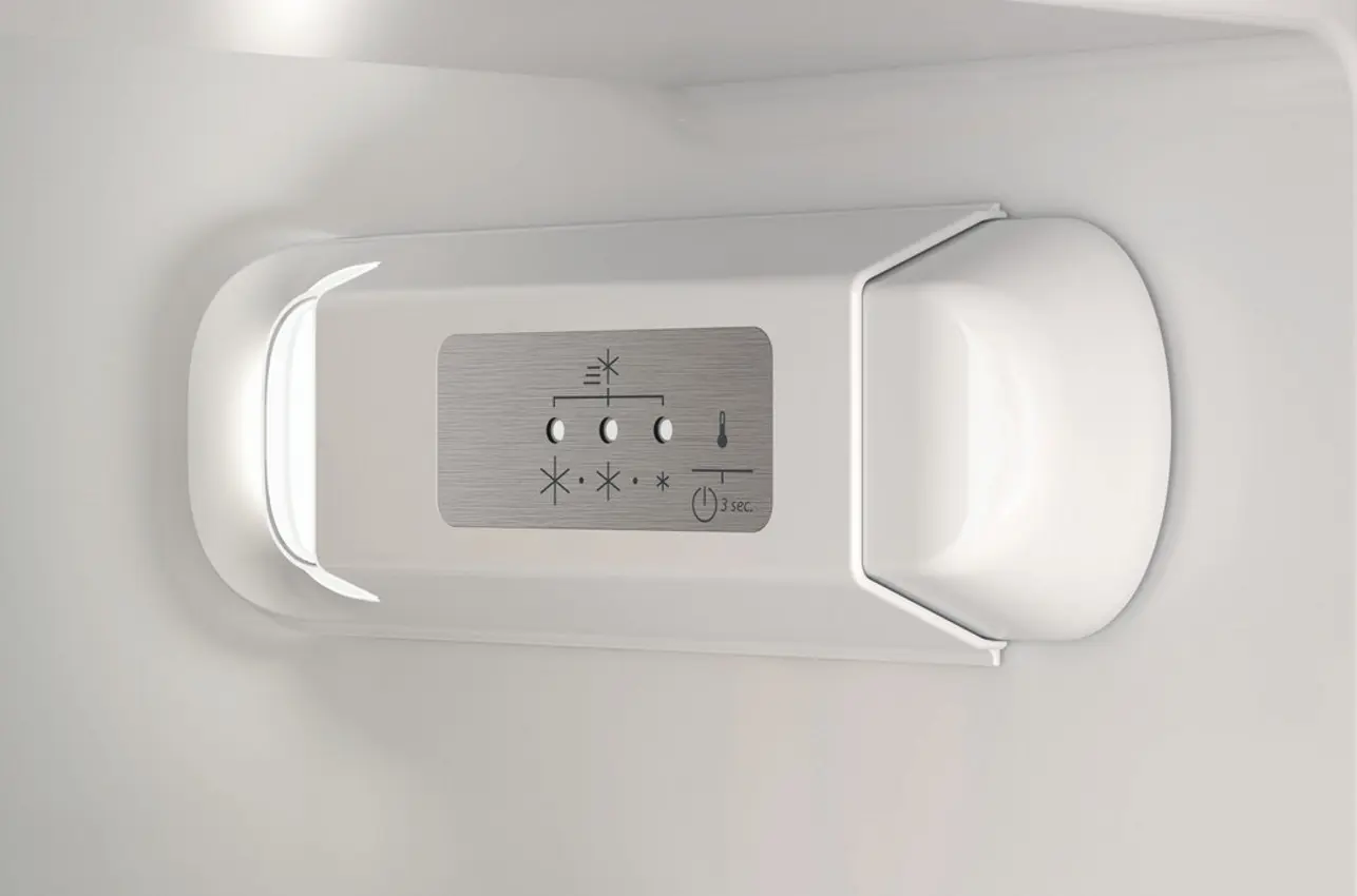 Встраиваемый холодильник Hotpoint-Ariston HAC18D041 (White)