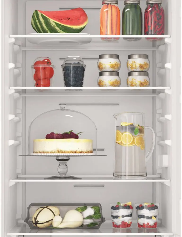 Встраиваемый холодильник Indesit INC18T311 (White)