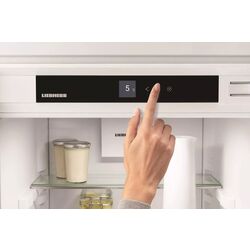 Frigider incorporabil Liebherr Plus IRBd 4120 (White) Thumb