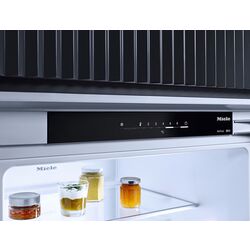 Frigider incorporabil Miele KDN 7724 E (White) Thumb