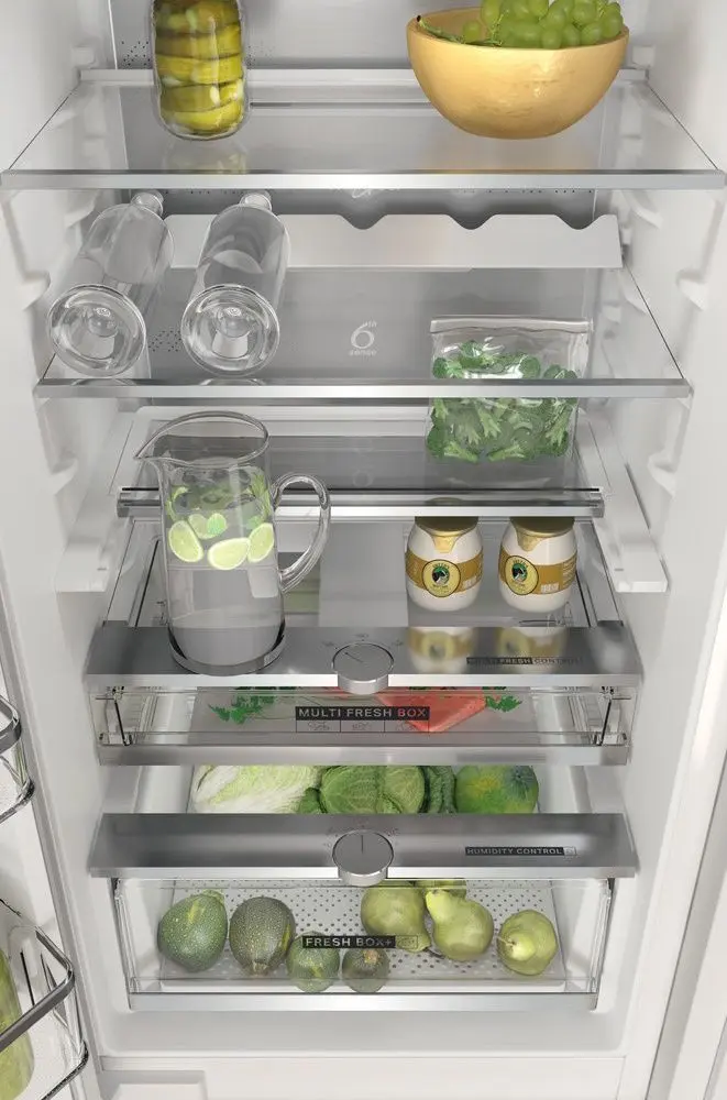 Встраиваемый холодильник Whirlpool WHC18 T573 (White)