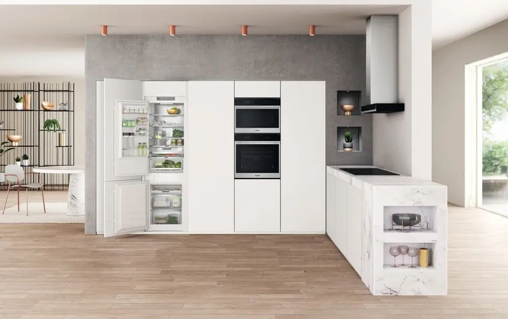 Встраиваемый холодильник Whirlpool WHC18 T573 (White)