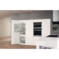 Встраиваемый холодильник Whirlpool WHC18 T573 (White) Thumb
